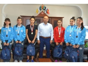 Aydınlı Sporcular Analig’e Damga Vurdu