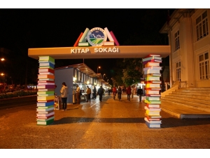 Kitap Sokağında Etkinlikler Başlıyor