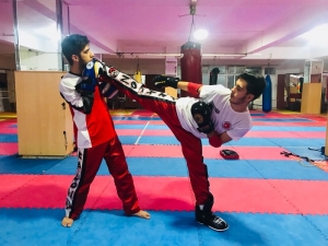 Büyükşehir Sporcusu Kick Boks’ta Milli Formayla Yarışacak