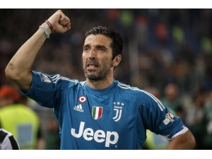 Buffon, Juventus’u Bırakacağını Açıkladı