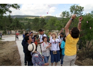 Güneykent Gül Bahçeleriyle Nüfusunun 10 Katı Turist Çekti