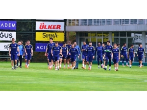 Fenerbahçe, Konyaspor Maçı Hazırlıklarına Devam Etti