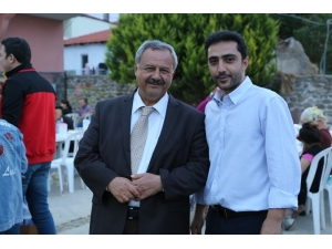 Başkan Uysal, İftarını Vatandaşlarla Yaptı