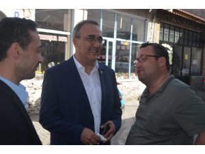 Gökhan Karaçoban Esnafla Kucaklaştı