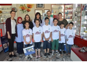 Kartepeli Çocuklar Eczacılar Günü’nü Unutmadı