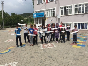 Şaphane Semaları Uçaklarla Kaplandı