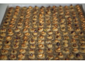 Tatlı Üreticileri Ceviz İçi Tercih Ediyor