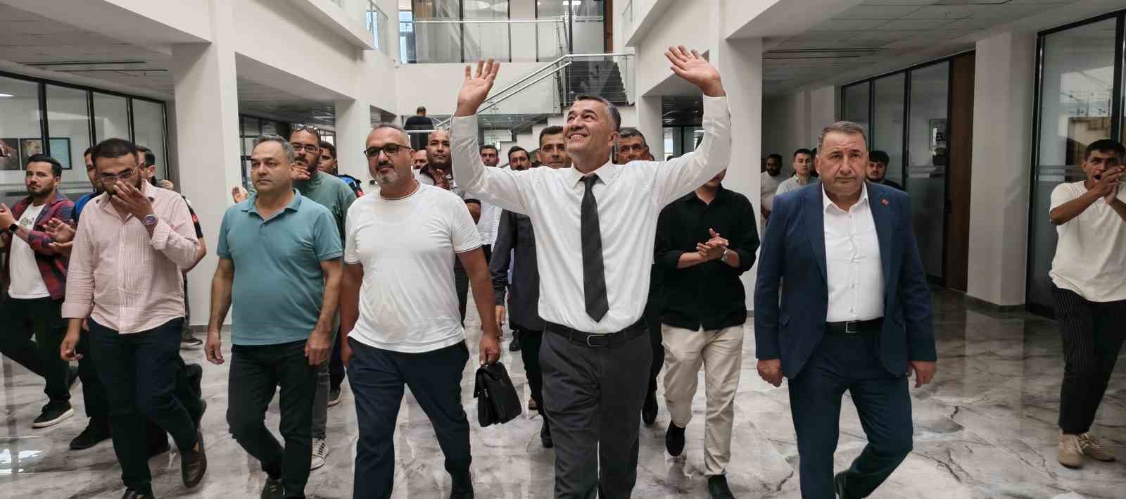 silifke-belediye-baskan-vekili-chp-li-oguzhan-kokten-oldu