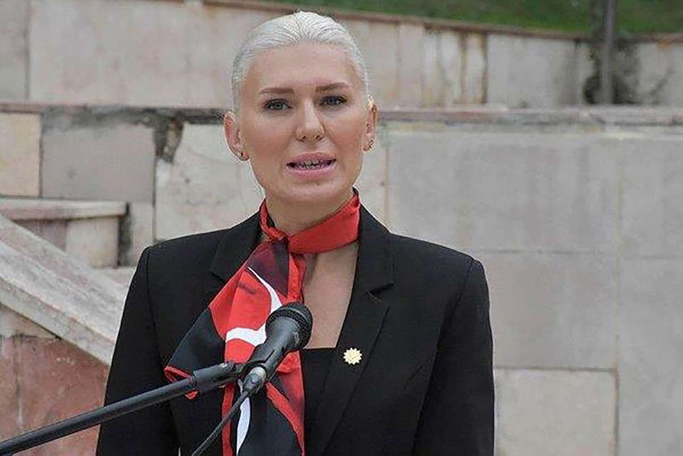 bilecik-belediye-baskani-subasi-yeni-parti-ye-geciyor