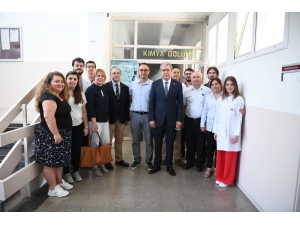 Egeli Bilim İnsanlarından Nefes Yoluyla Akciğer Kanser Teşhisi