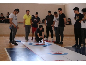 Türkiye’nin İlk Okullar Arası ’Floor Curling’ Turnuvası Adana’da Başladı