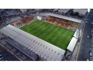 Perde İzmir’de Kapanıyor