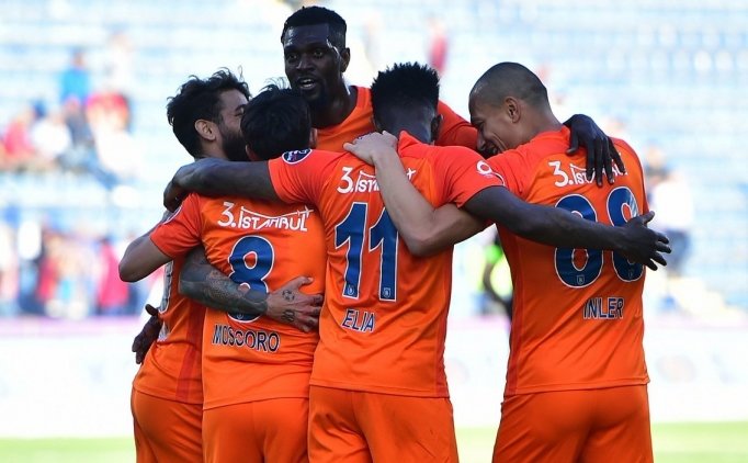 Medipol Başakşehir, Kasımpaşa'yı Konuk Ediyor