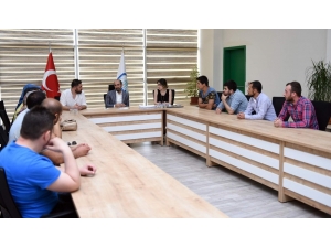 Bursa’da İş Çok, İşçi Yok