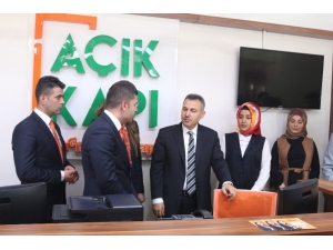 Ağrı Valiliği’nde ‘Açık Kapı’ Dönemi