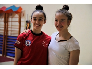 Büyükşehir’in Altın Kızları Dünya Şampiyonasında Boy Gösterecek