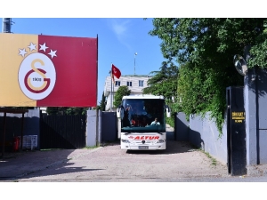 Galatasaray, Tesislerden Ayrıldı