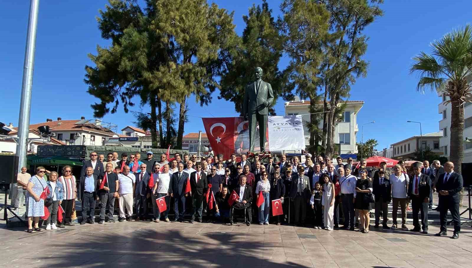 ayvalik-ta-gaziler-gunu-kutlandi