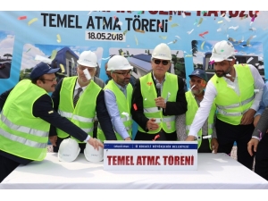 Kartepe Yarı Olimpik Yüzme Havuzu’nun Temeli Atıldı