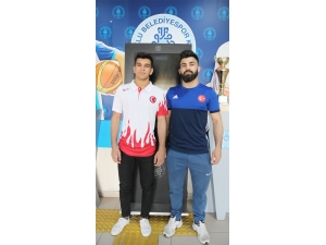 Selçuklu Belediyespora Gümüş Madalya