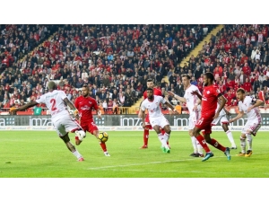 Antalyaspor Bir Sezonda 20 Puan Eksildi