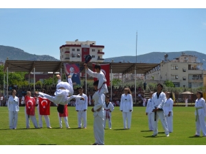 Kozan’da 19 Mayıs Coşkusu