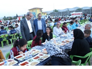 Demirkol Ramazan Sofralarında Vatandaşlarla Bir Araya Geliyor