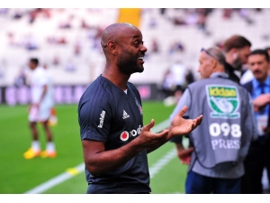 Spor Toto Süper Lig: Beşiktaş: 1 - Demir Grup Sivasspor: 0 (İlk Yarı)