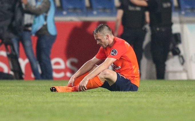 Flaş Transferler Yaramadı, Başakşehir Geride Kaldı