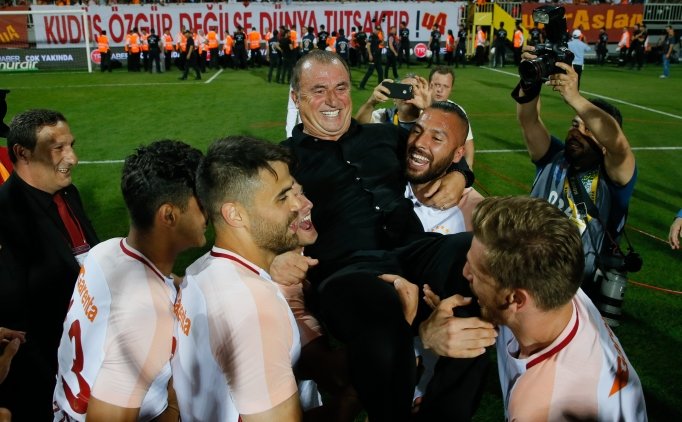 Galatasaray'dan Kutlama Açıklaması; İptal...