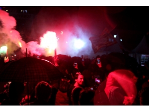 Erzurum’da Yağmur Altında Şampiyonluk Coşkusu