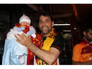 Isparta, Sarı-kırmızıya Büründü