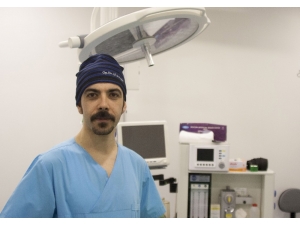 Erkeklerin Yaz Kabusu Jinekomasti