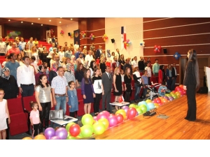 Anaokulu Öğrencileri İlk Mezuniyet Coşkusunu Yaşadı