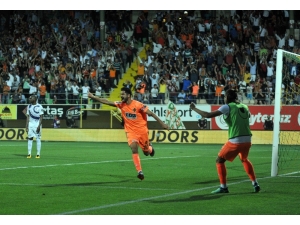 Emre Akbaba İçin Henüz Resmi Teklif Yok