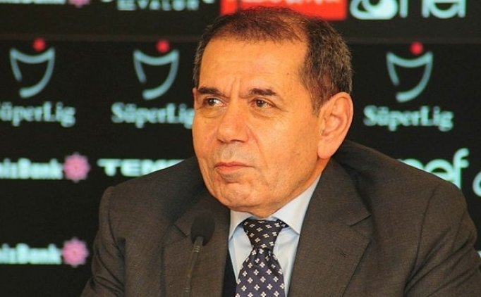 Dursun Özbek Kutlamalara Katılmadı! "sahne Onların"