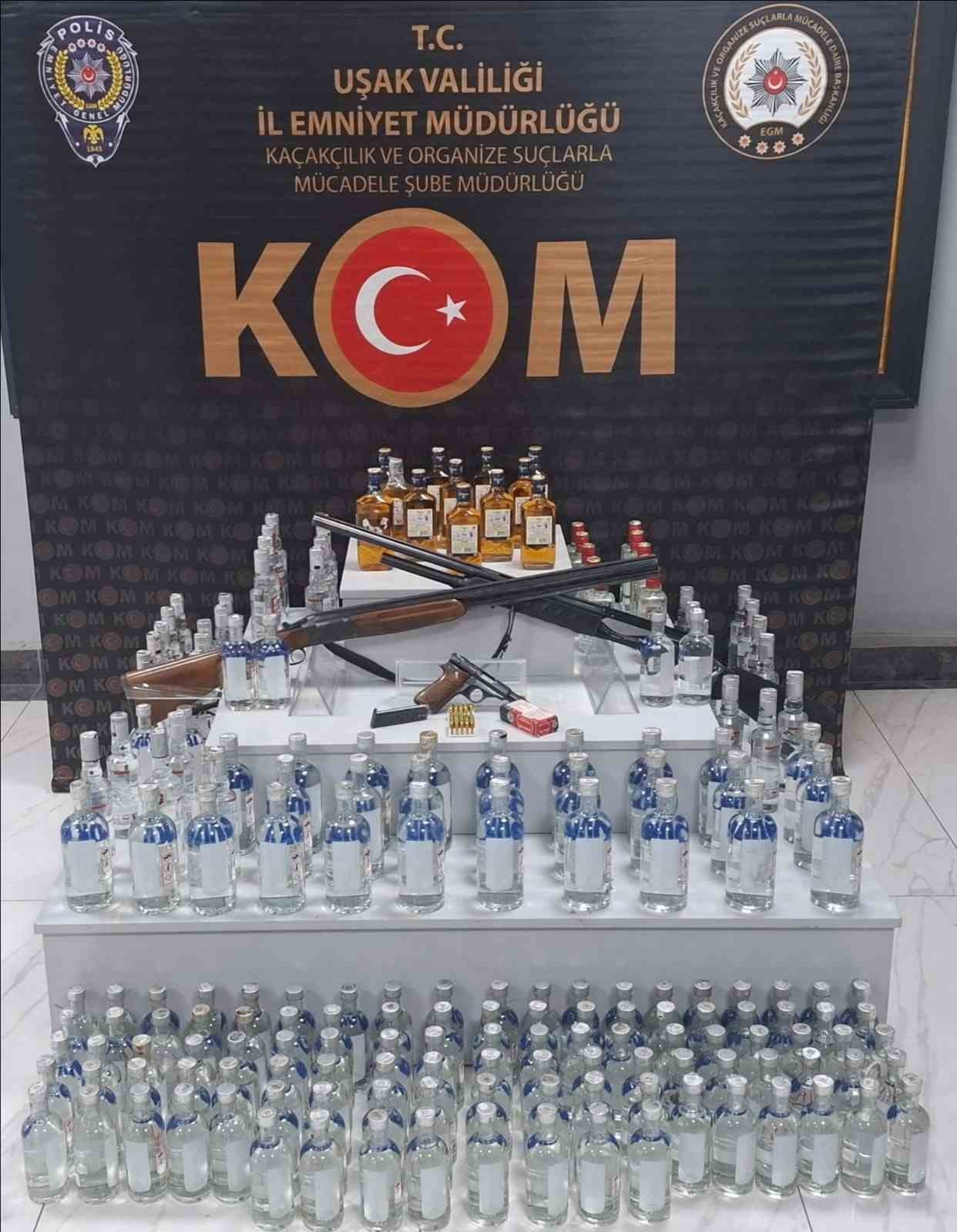 usak-ta-kacak-alkol-ve-sigara-operasyonu