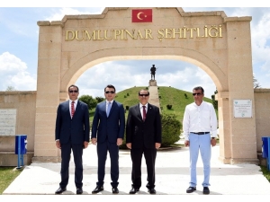 Uşak Protokolü, Dumlupınar’ı Ziyaret Etti