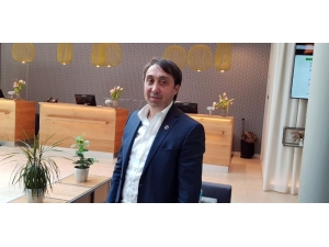 Futbolcu Çetin Ergin’den Hokeyin Sultanlarına Destek Çağrısı