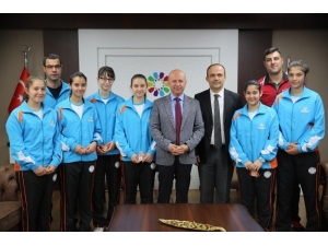 Kocasinan’ın Yıldızları Türkiye Şampiyonu Oldu