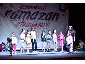 Salihli’de Ramazan Kültürü Yaşatılıyor