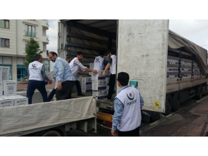 Kocaeli’den Doğu Guta’ya Bir Tır Dolusu Yardım Malzemesi