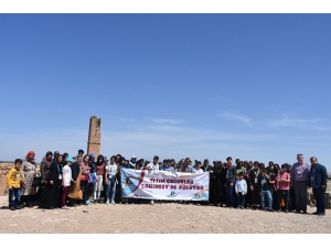 Yetimlerin Yüzü Şahinbeyle Güldü