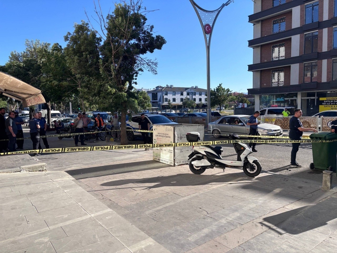 erzincan-da-bicakli-ve-sopali-kavga-3-yarali