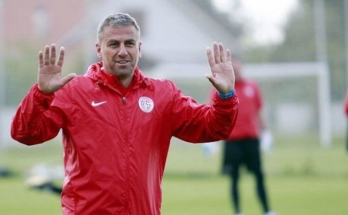 Antalyaspor'da Hamza Hamzaoğlu Dönemi Sona Erdi