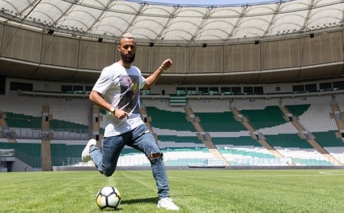 Bursaspor'un Yıldızı, Geçirdiği Kazayı Unutamıyor!