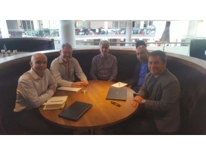 Tolunay Kafkas, İngiltere Futbol Federasyonu Yetkilileri İle Bir Araya Geldi