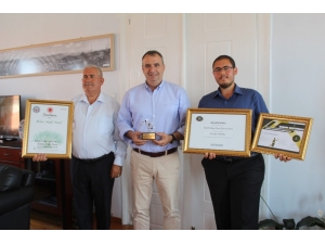 Ayvalık Zeytinyağına Dünya 2. Liği Ödülü