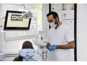 "Sahurda Lifli Gıda Tüketimi Ağız Kokusunu Engelliyor"