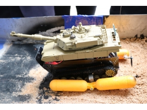 Fatih Sultan Mehmet’ten İlham Alarak ’Suda Hareket Edebilen Tank’ Geliştirdiler